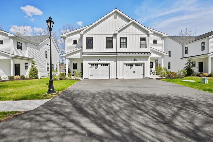 37 Old Route 7 4  Brookfield CT 06804 photo