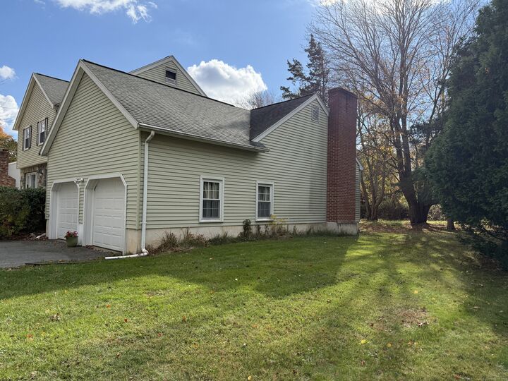 Property Photo:  18 Whaling Drive  CT 06385 