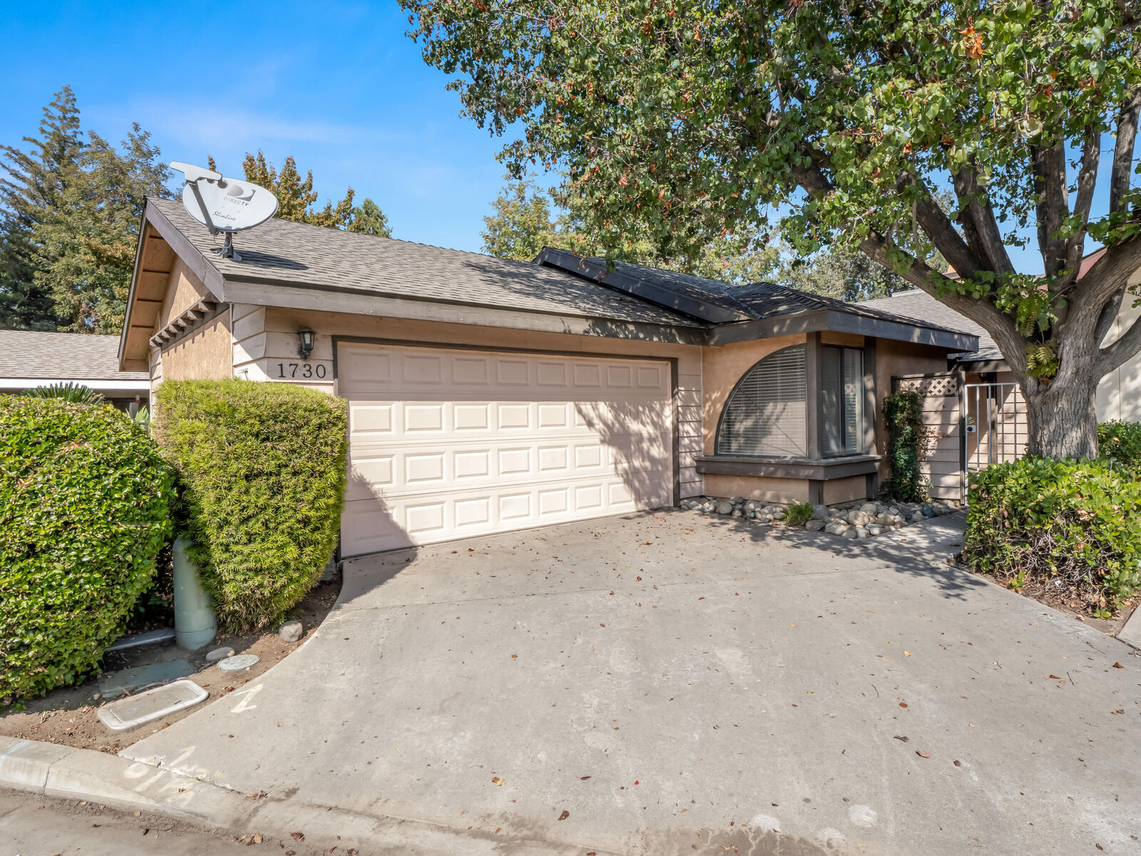 Property Photo:  1730 E Babcock Avenue  CA 93292