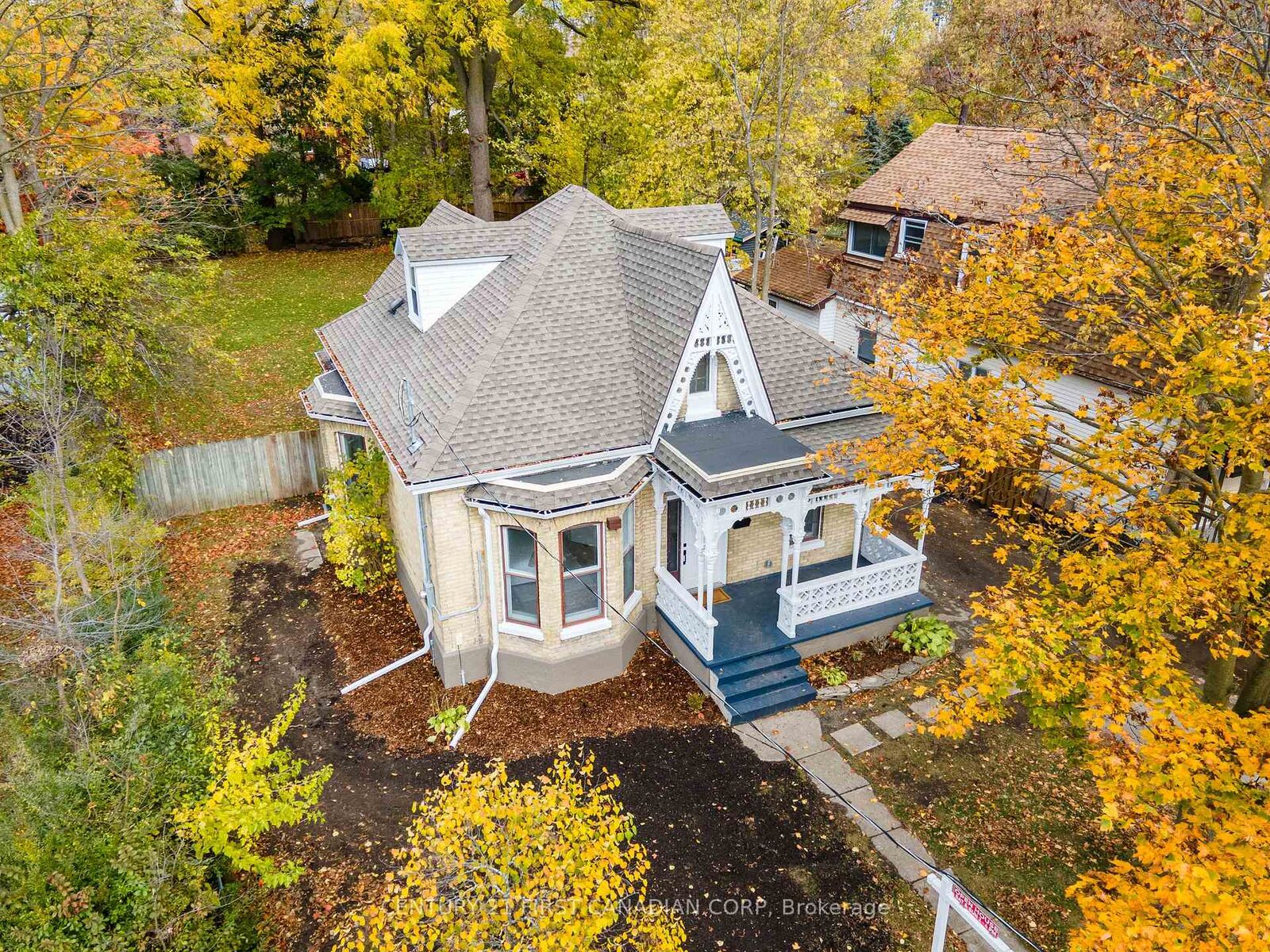 Photo de la propriété:  14 Euclid Avenue  ON N6C 1C1