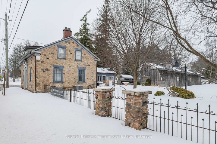 Photo de la propriété: 52 Brock Road S ON N0B 2J0