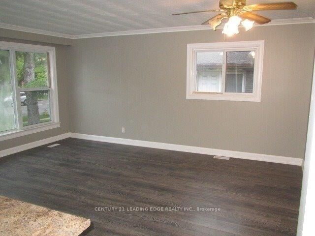 Property Photo:  859 Scarborough Golf Club Road Main  ON M1G 1J4