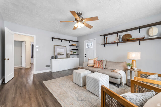 Property Photo: 1005 E 300 S UT 84606