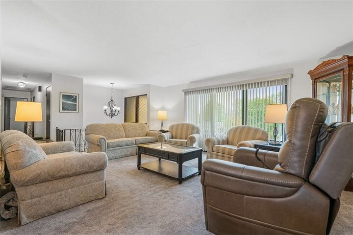 Property Photo: 109 Sunset Ln PA 15001