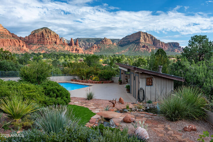 Property Photo:  260 Rolling Drive  AZ 86336