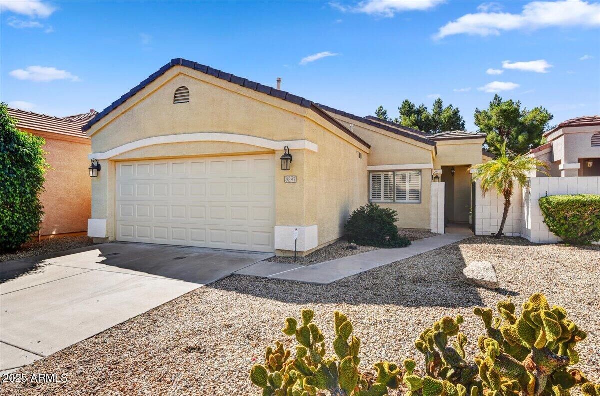 Property Photo:  3247 E Maldonado Drive  AZ 85042