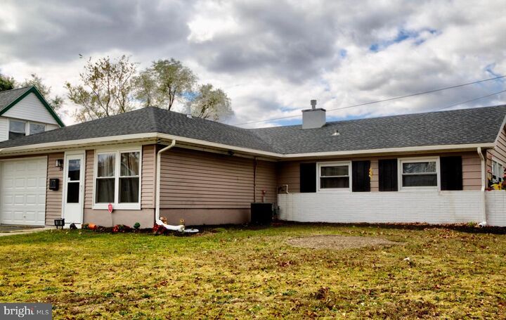 Property Photo: 59 Somerset Drive NJ 08046