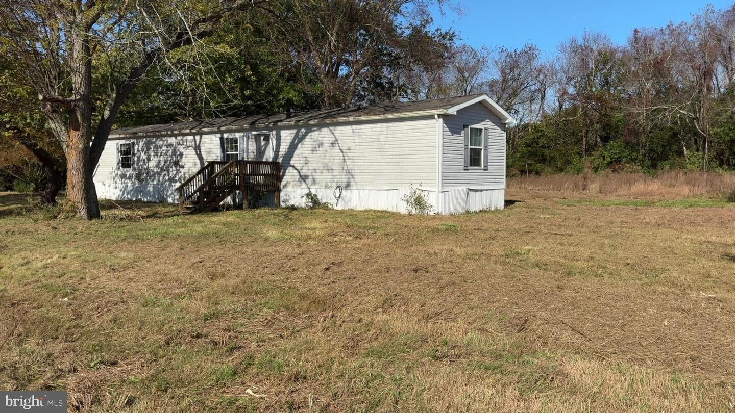 Property Photo:  13047 Selby Road  MD 21813
