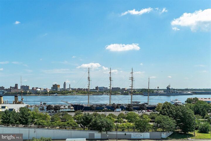 Property Photo:  410 S Front Street 209  PA 19147 