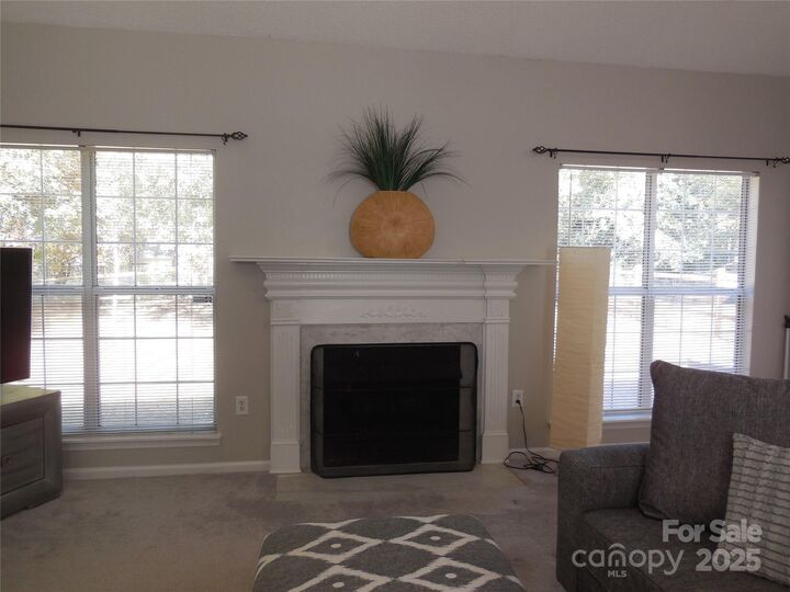 Property Photo:  10631 Jardin Way  NC 28215