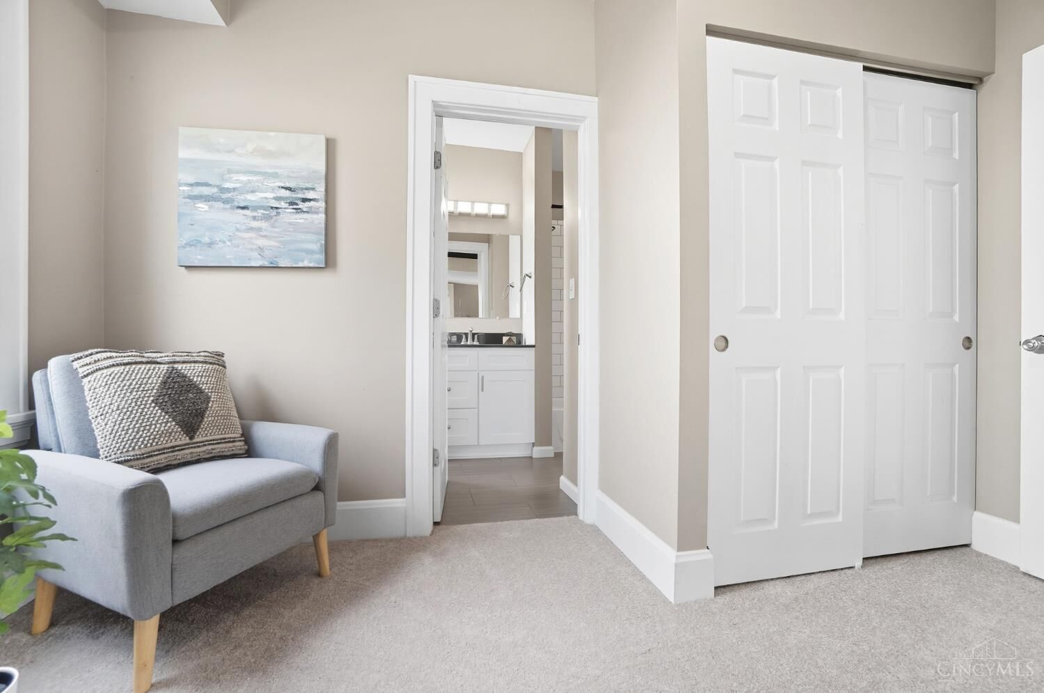 Property Photo:  7238 Osceola Drive  OH 45243