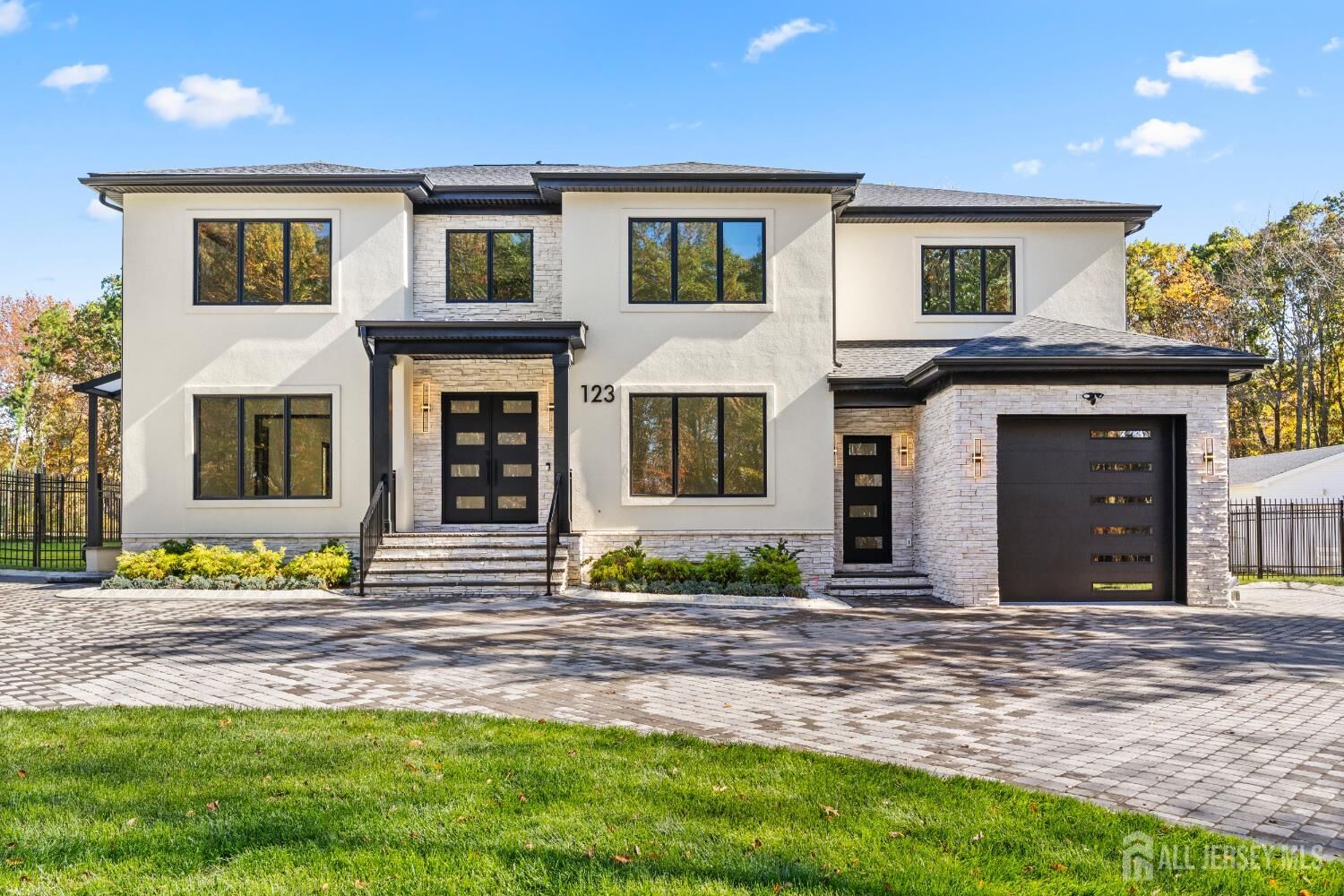 Property Photo:  123 Westley Road  NJ 08857 