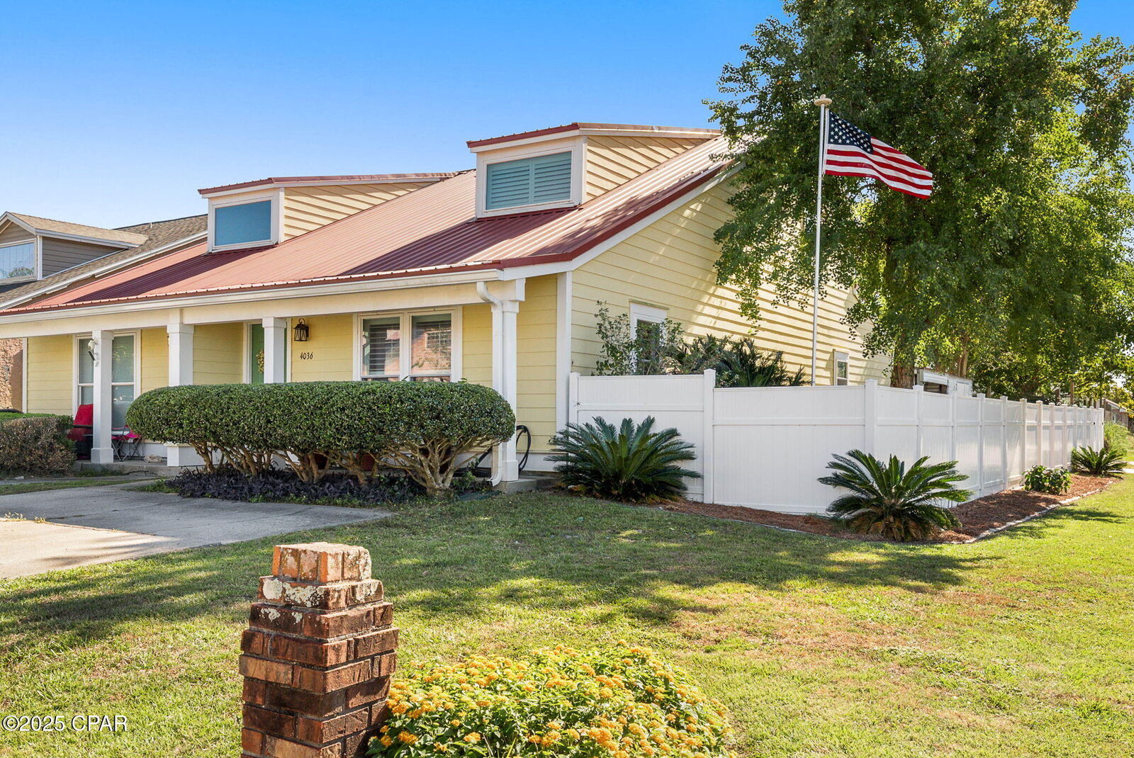 Property Photo:  4036 Woodridge Road  FL 32405