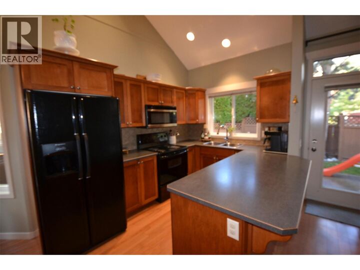 Property Photo:  1450 Rose Meadow Drive 10  BC V1Z 4A4