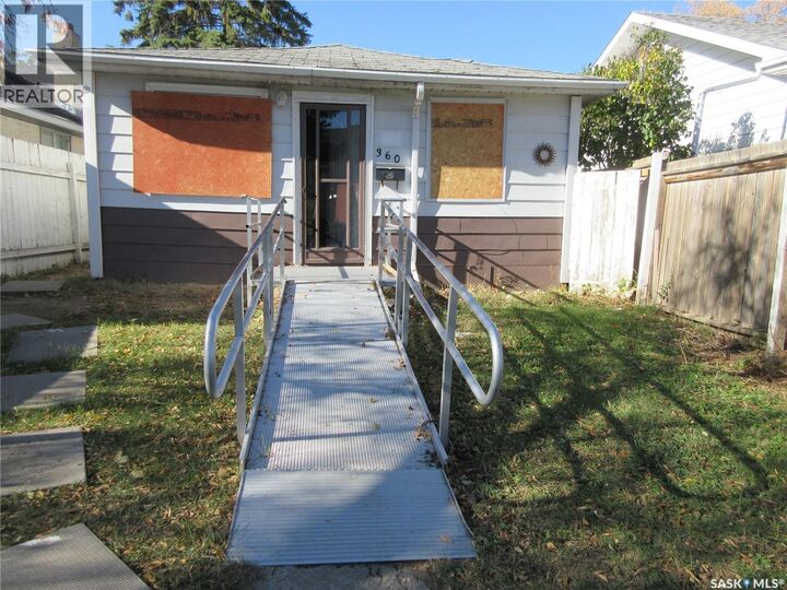 360 Rose Street  Regina SK S4R 1Z2 photo