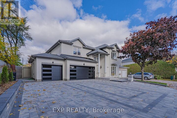 Property Photo:  15 Wellsmere Court  ON K2E 8C2 