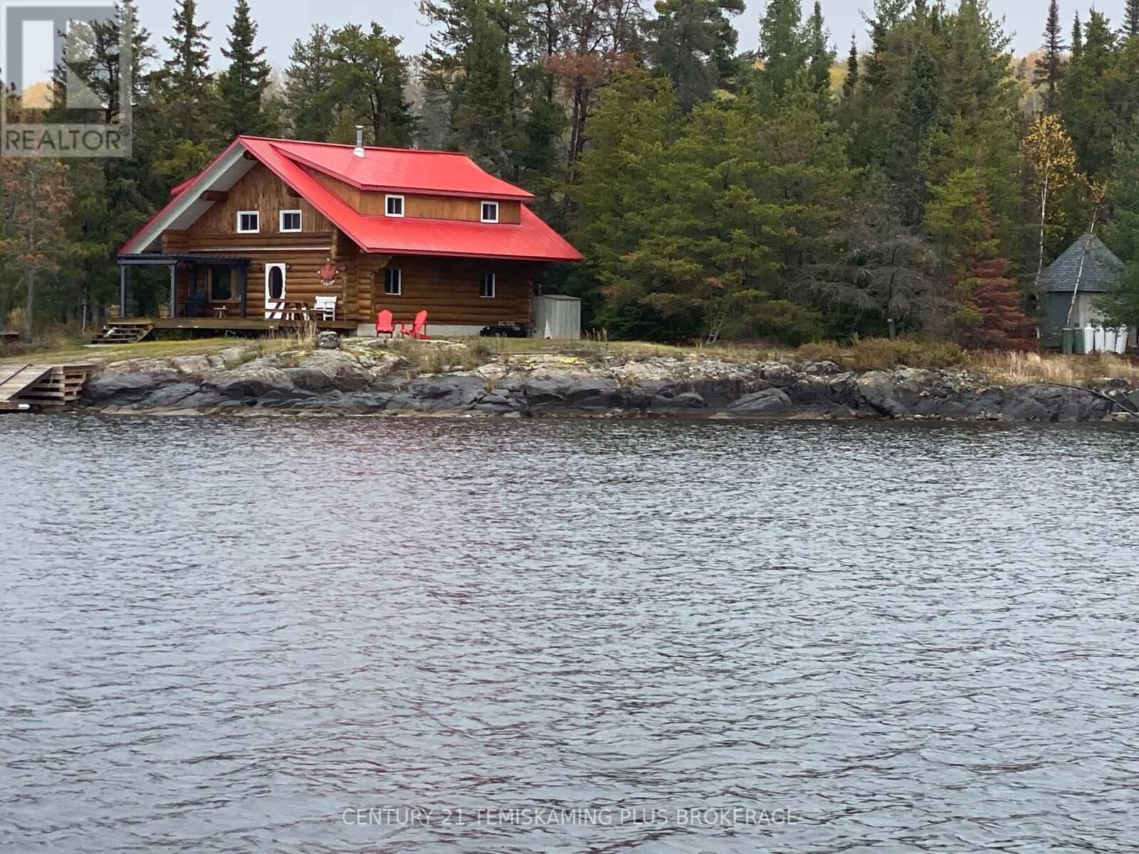 Photo de la propriété:  1 Weekes Island  ON P0J 1H0 