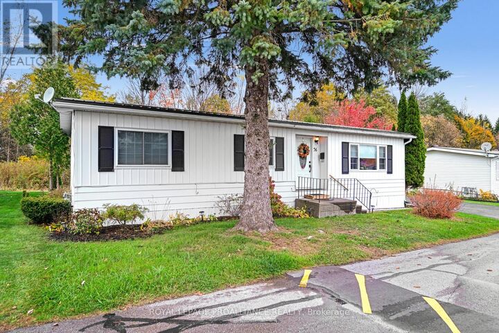 Property Photo:  1871 Oxford Avenue 36  ON K6V 7B5 