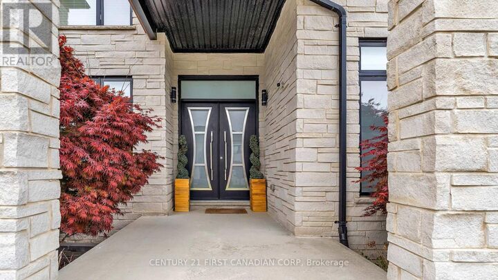 Photo de la propriété:  6584 French Avenue  ON N6P 0G5