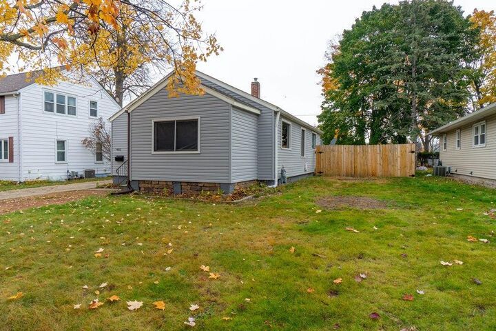 Property Photo:  931 South 14th Avenue  WI 54401 