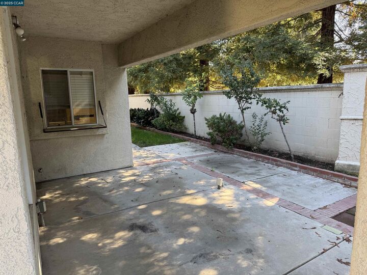 Property Photo:  3735 Ignacio Cir  CA 95209