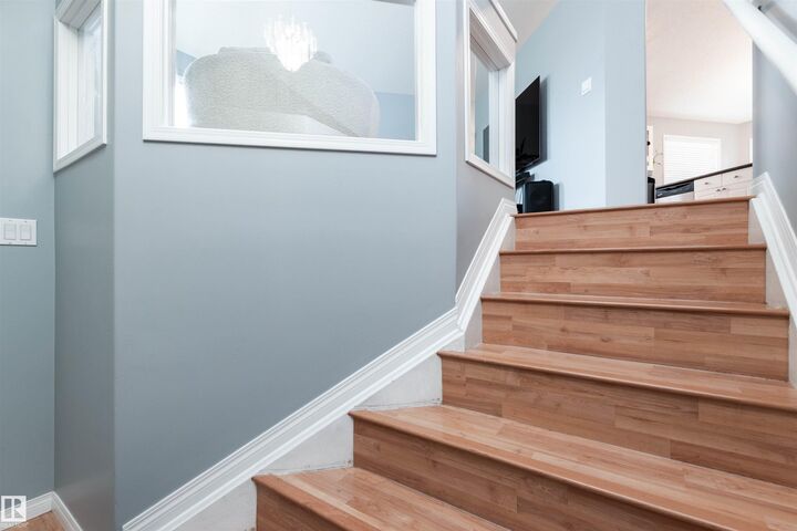 Property Photo:  208 Rainbow Crescent  AB T8A 5W6 