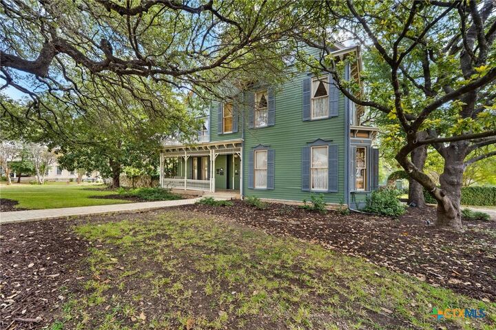 Property Photo:  833 Belvin Street  TX 78666 