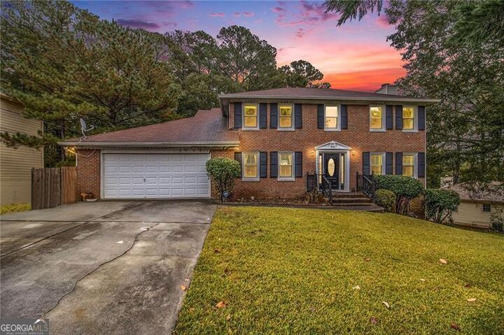 Property Photo: 1956 Spencer Oaks Lane GA 30058