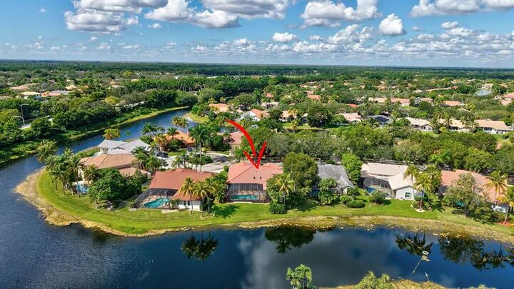 Property Photo:  1240 Fairfax Ct  FL 33326