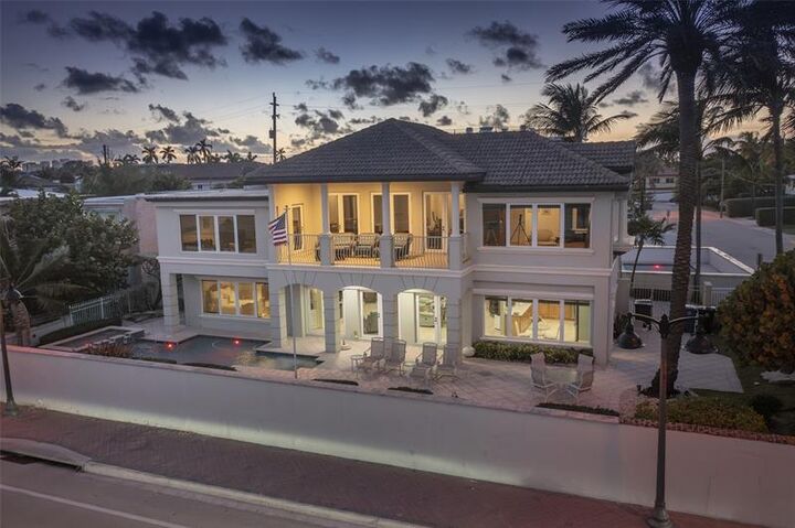 Property Photo:  1617 N Fort Laud Bch Blvd  FL 33305