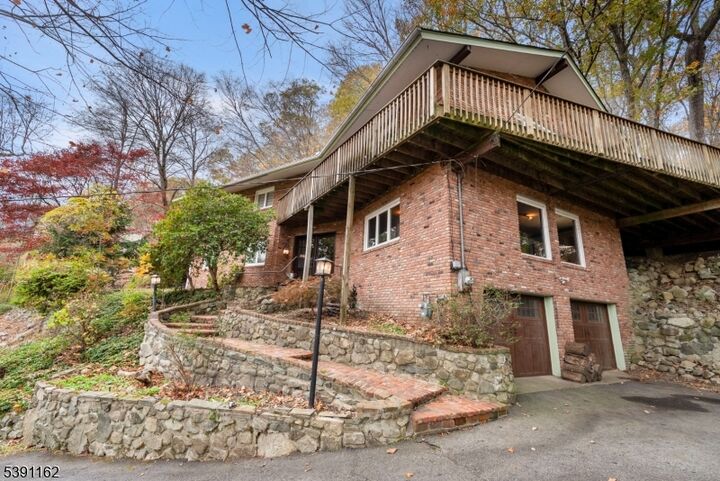 Property Photo:  324 Cupsaw Dr  NJ 07456 