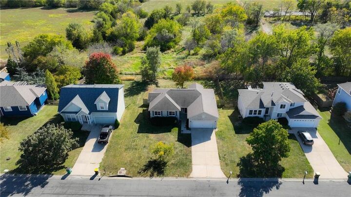 Property Photo:  20581 W 201 Street  KS 66083