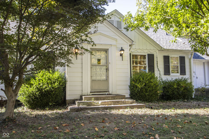 Property Photo: 6040 S High School Road IN 46221
