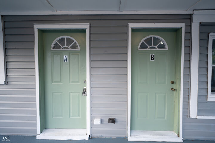 Property Photo: 218 E 8th Street IN 47302