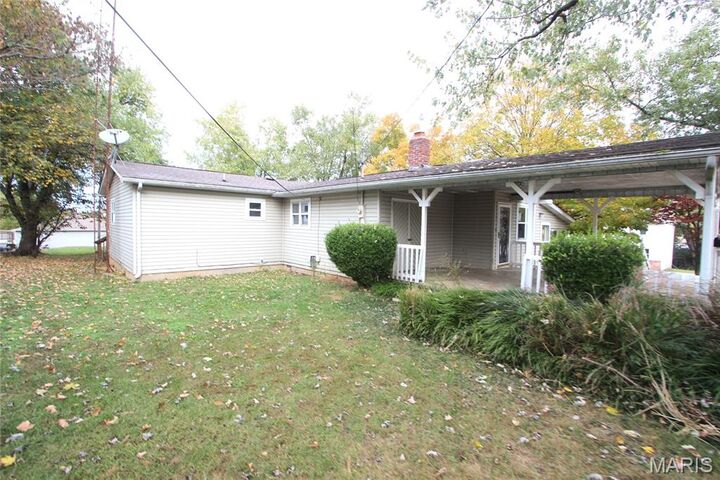 Property Photo:  514 Newberry Street  MO 63645 