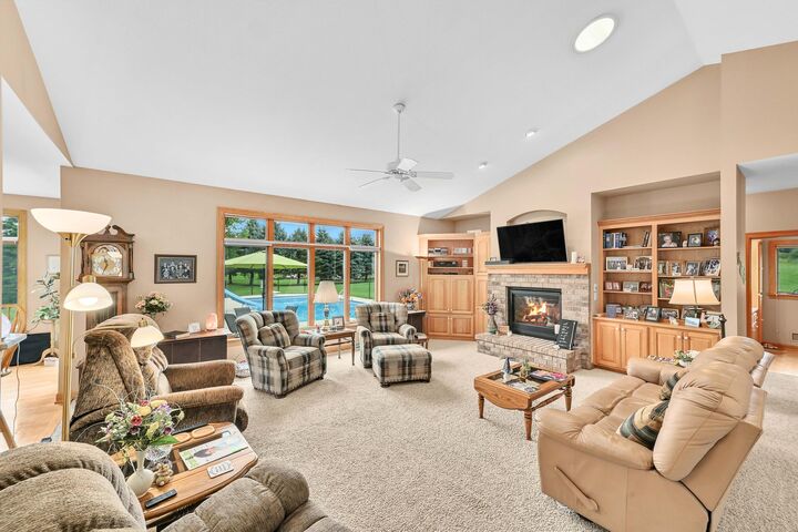 Property Photo:  N91w27362 Red Fox Run  WI 53029