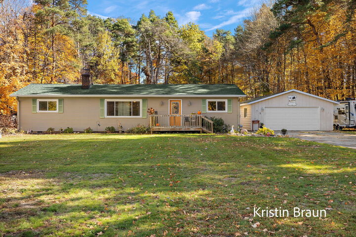 Property Photo:  8350 S Evergreen  MI 49337