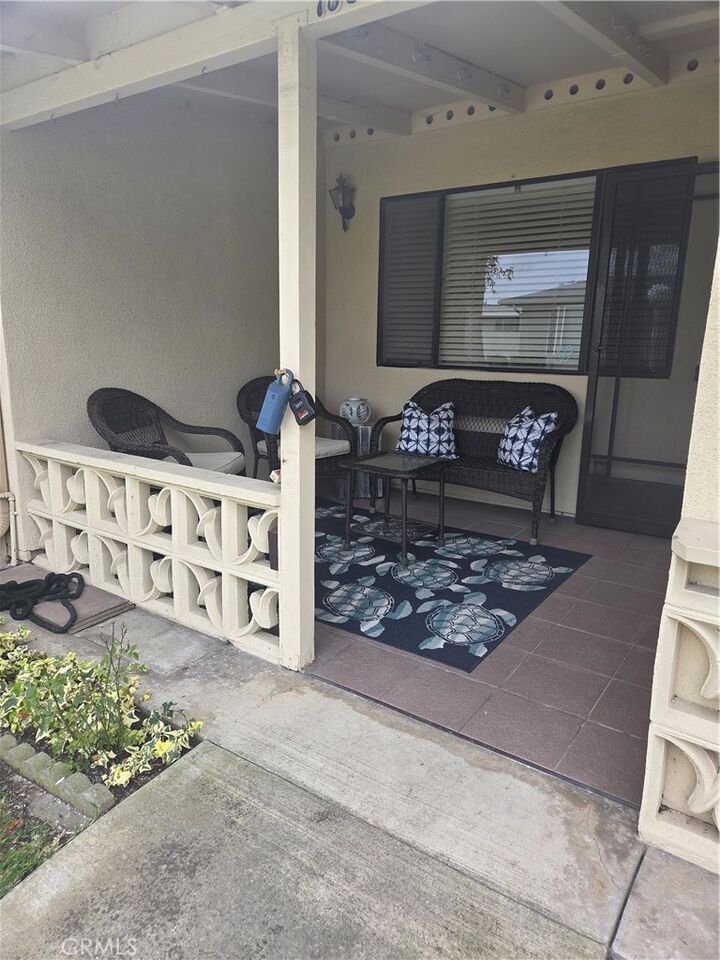 Property Photo:  1660 Glenview Rd 78 J.  CA 90740 