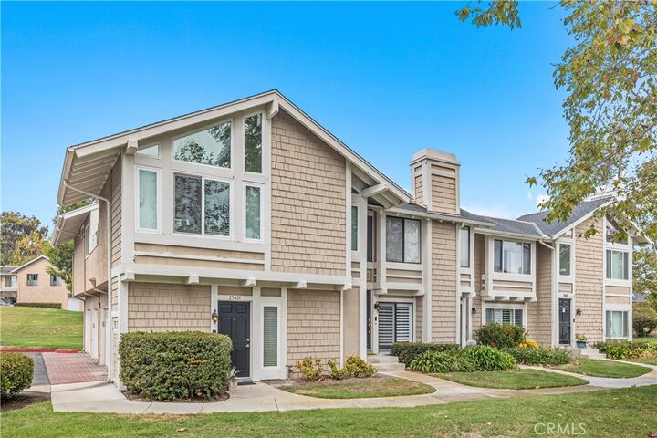 Property Photo:  25601 Paseo La Vista  CA 92677