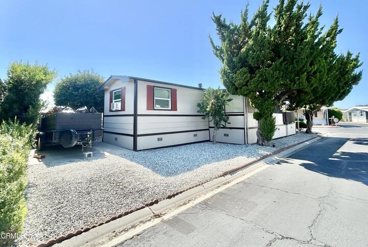 Property Photo: 250 East Telegraph Road 184 CA 93015