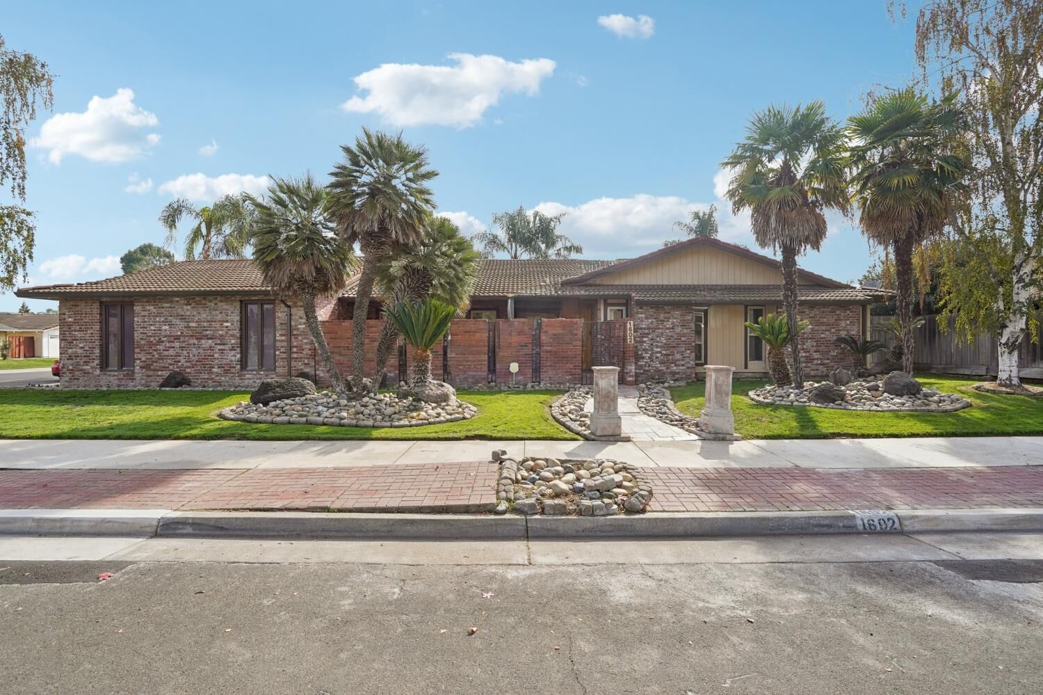 Property Photo:  1602 Venetian Drive  CA 95207 