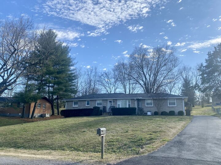 Property Photo:  107 La Sabre Dr  TN 37075 