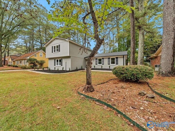 Property Photo:  806 SW Long Bow Drive  AL 35603