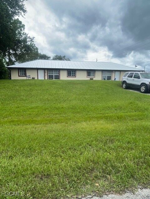 Property Photo:  3017/3019 Gilbert Avenue S  FL 33973