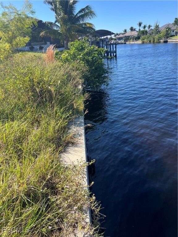 Property Photo:  4106 SW 28th Avenue  FL 33914