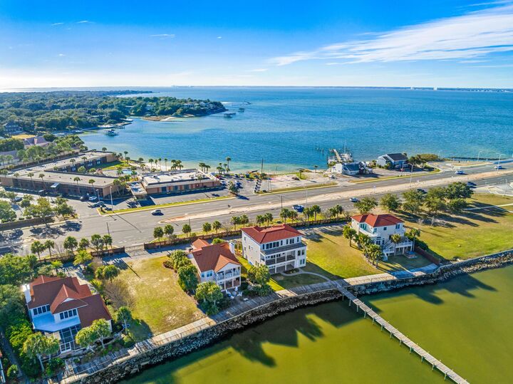 28 Bay Bridge Drive  Gulf Breeze FL 32561 photo