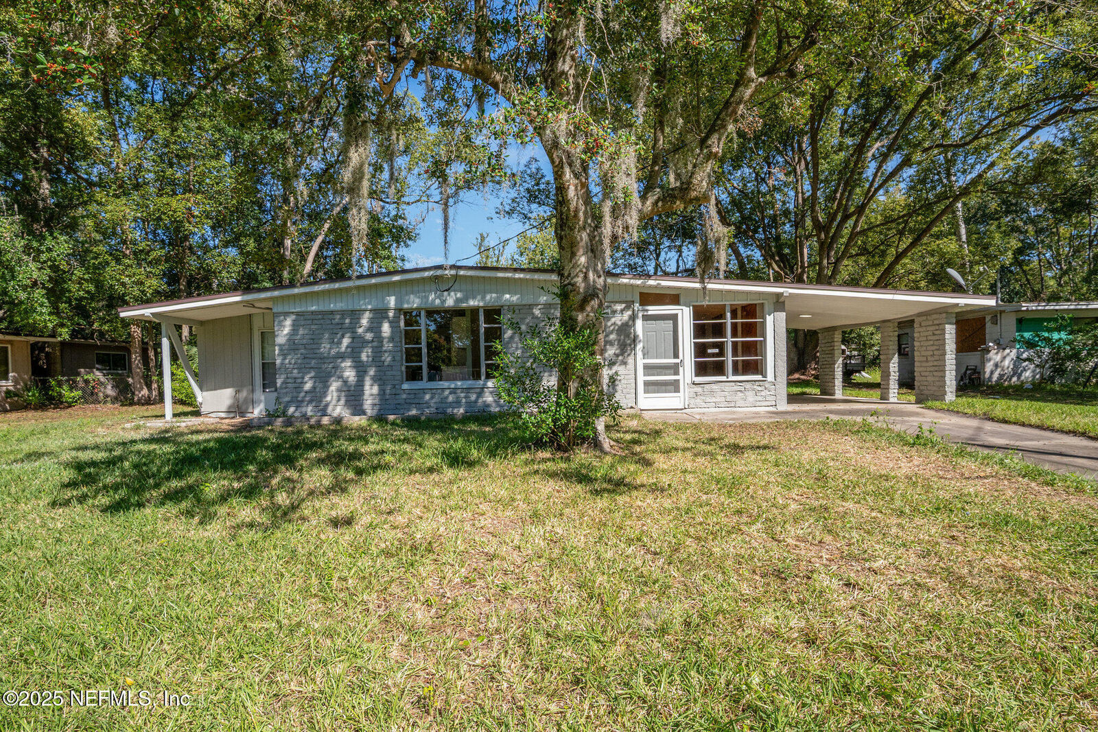 Property Photo:  1045 Legay Avenue  FL 32205