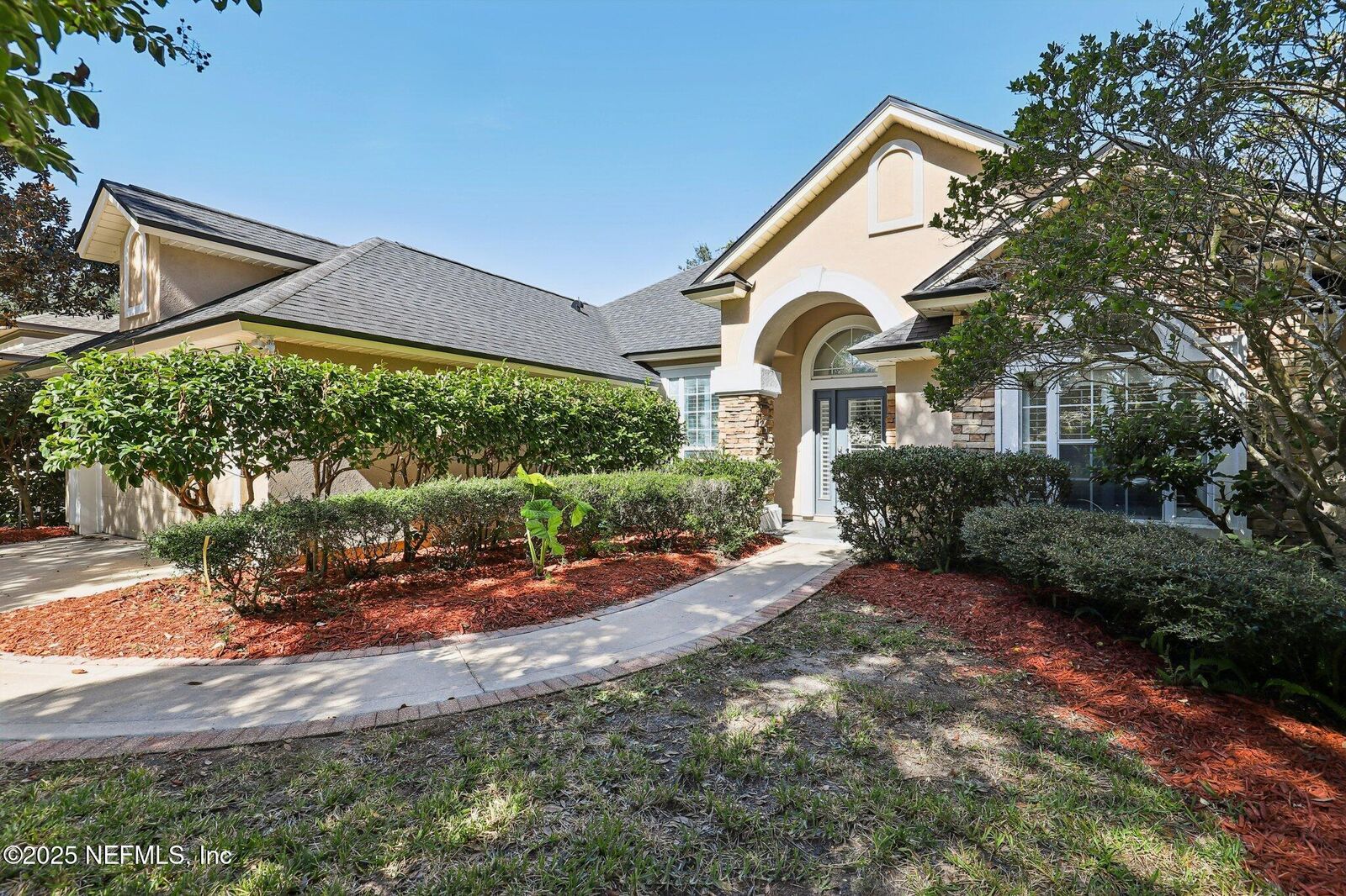 Property Photo: 333 Stokes Creek Drive FL 32095