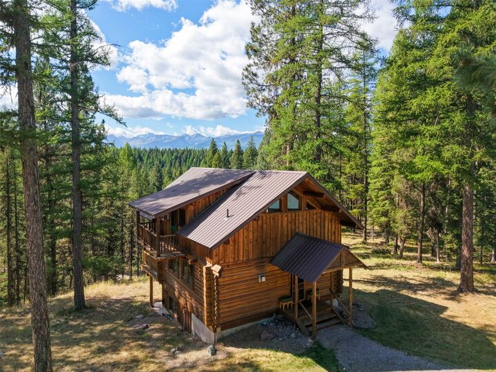 Property Photo: 690 Swanland Drive MT 59826