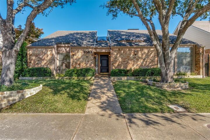 6523 Brook Lake Drive  Dallas TX 75248 photo
